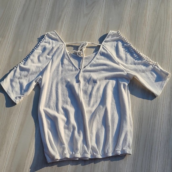 MAURICES short sleeves tie in the back - Picture 15 of 16